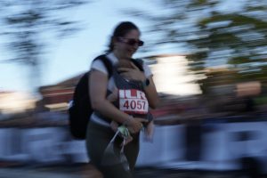 Μικροί δρομείς, οικογένειες, μωρά και ΑμεΑ γέμισαν με χαμόγελα το Ioannina Lake Run