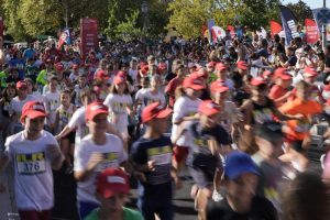 Μικροί δρομείς, οικογένειες, μωρά και ΑμεΑ γέμισαν με χαμόγελα το Ioannina Lake Run